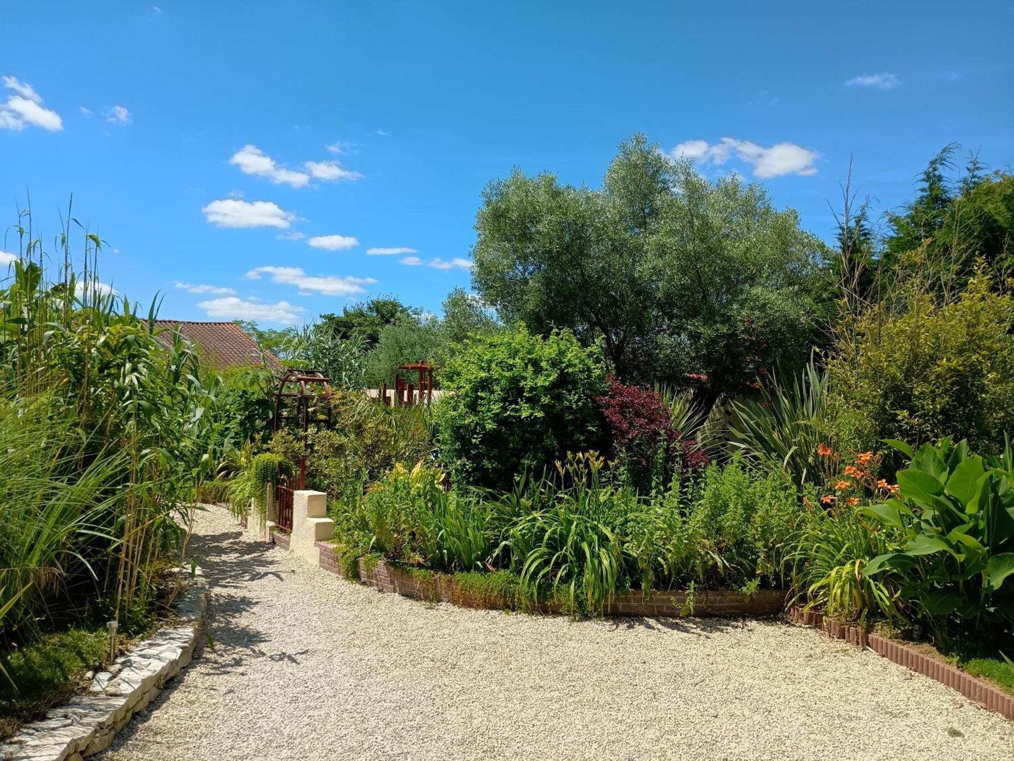 G1 Les Oliviers Saint-Germain-de-Princay Exterior foto